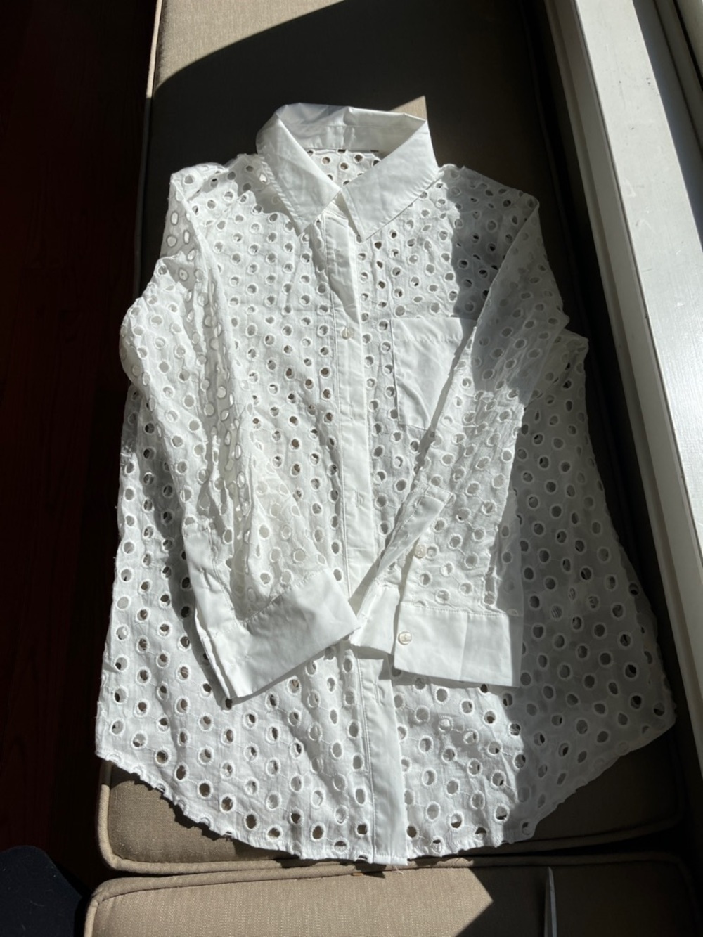 White Eyelet Cotton Button-Up Shirt Beach Coverup NEW Small - Picture 7 of 7